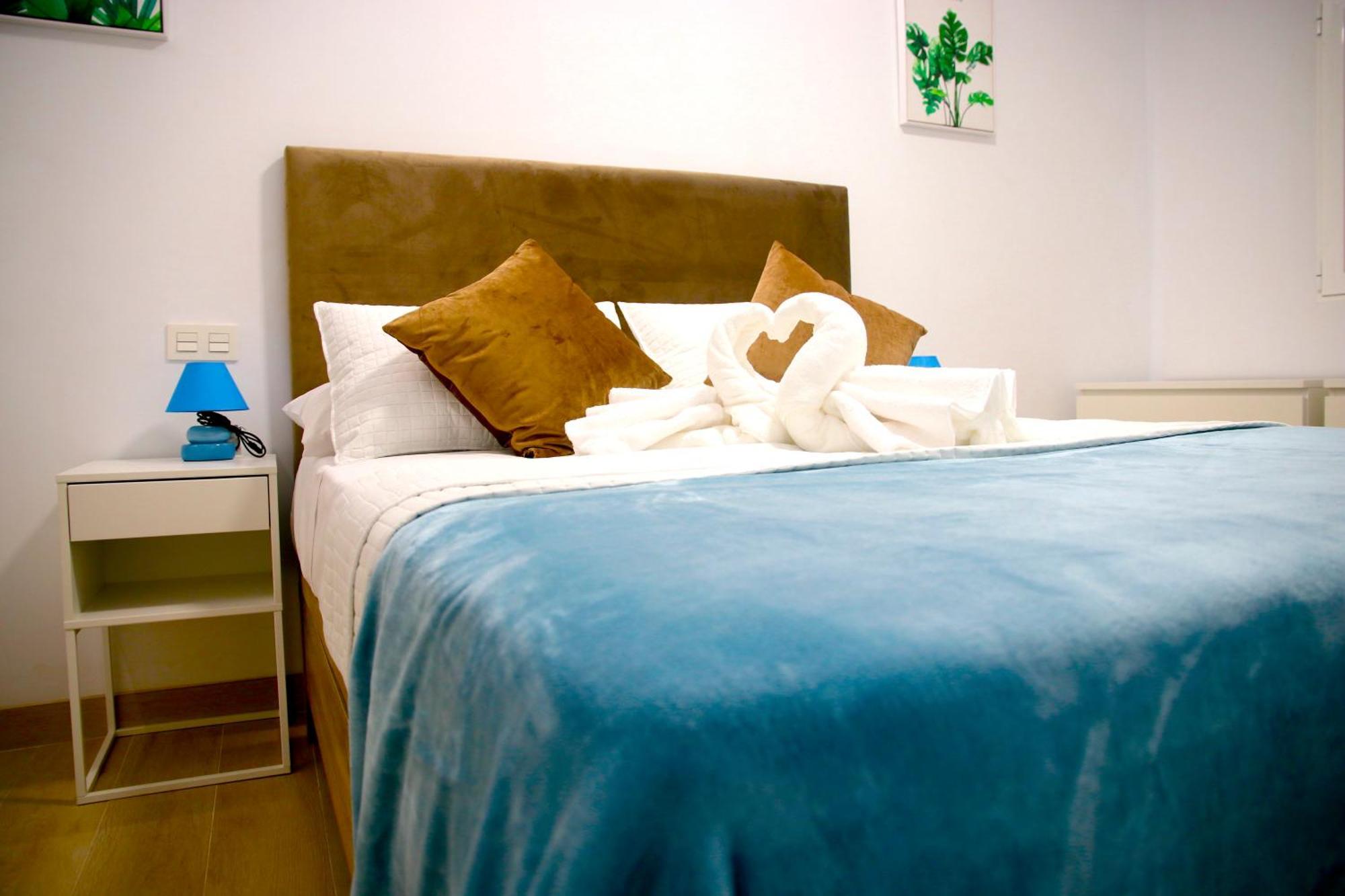 Suites Verano Azul Кастильо-дель-Ромераль Экстерьер фото